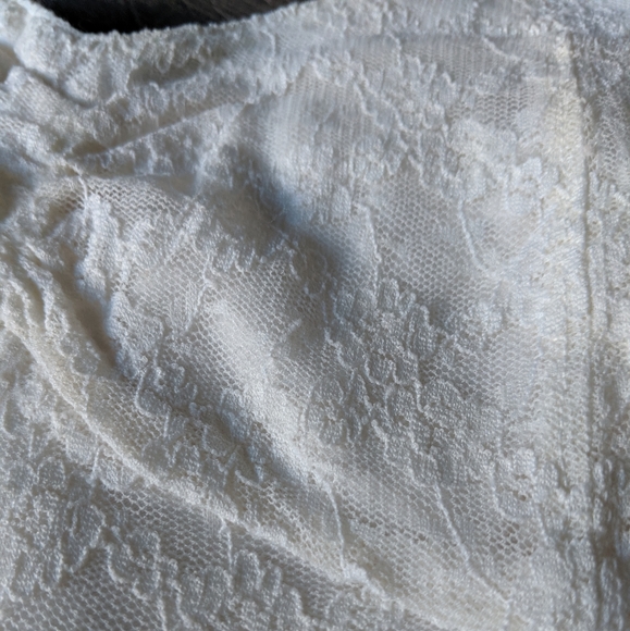 Mudd white lace cropped top - Picture 3 of 3